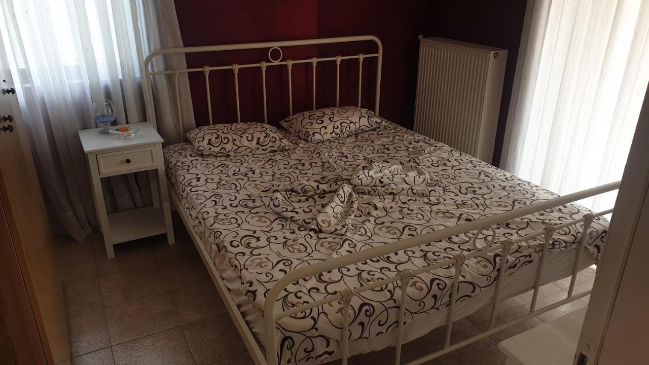 Gouris Appartements Nea Kallikrateia 外观 照片